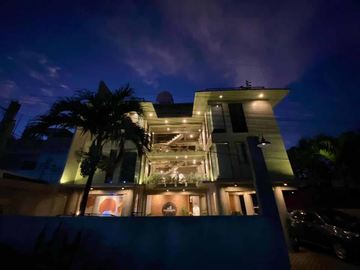 Shorebreak Hostel San Juan  Exterior photo